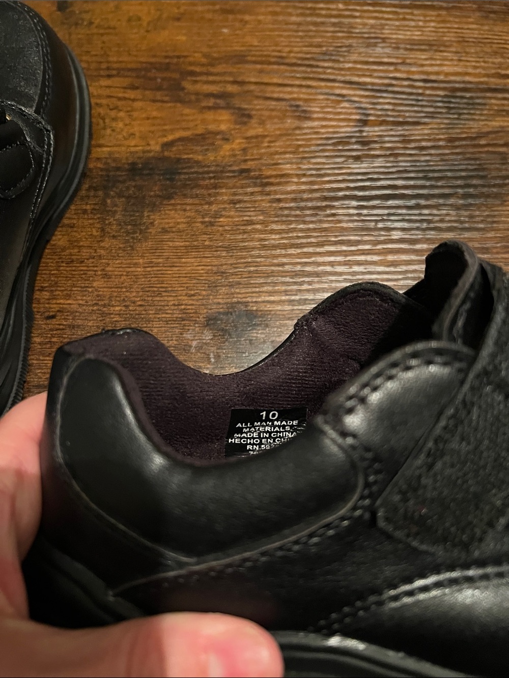 The Children’s Place boys dress shoes size 10 - Picture 5 of 5